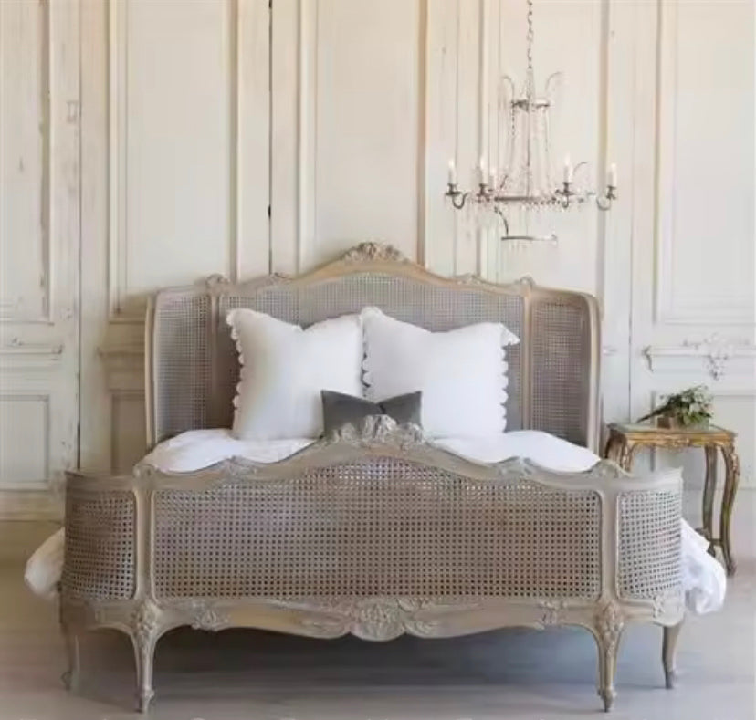 Bedroom King Queen Solid Oak Wood Bed French Retro Rattan Hand Carved Bed Furniture